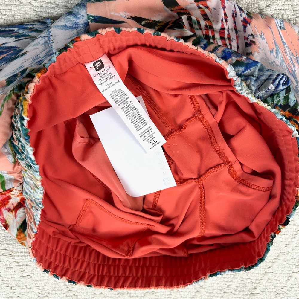 Fabletics Latrice Shorts XL Tropical Palm Print Double Layer Compression Lining - Picture 9 of 10